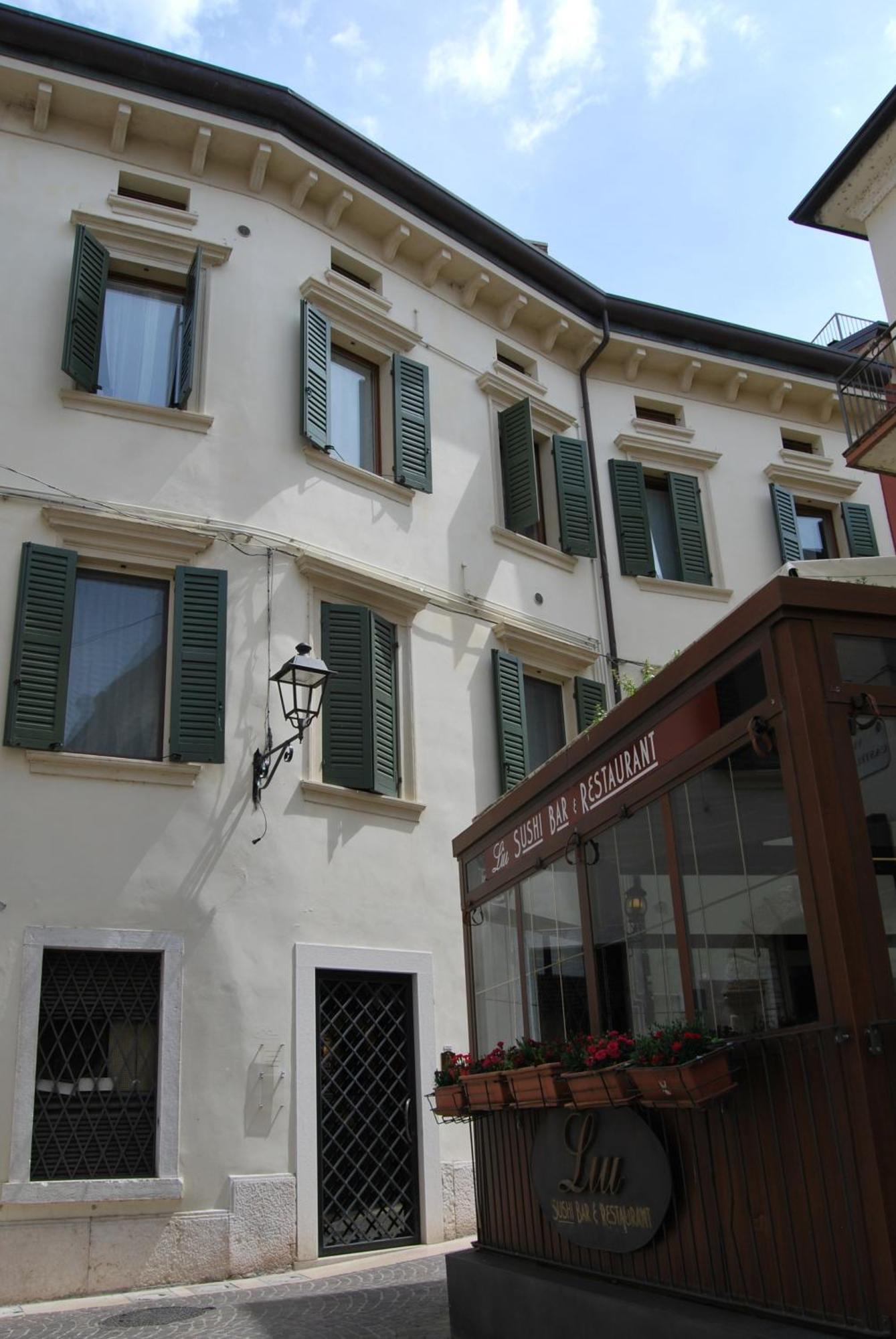 Attic 1 Centro Storico Lejlighed Peschiera del Garda Eksteriør billede