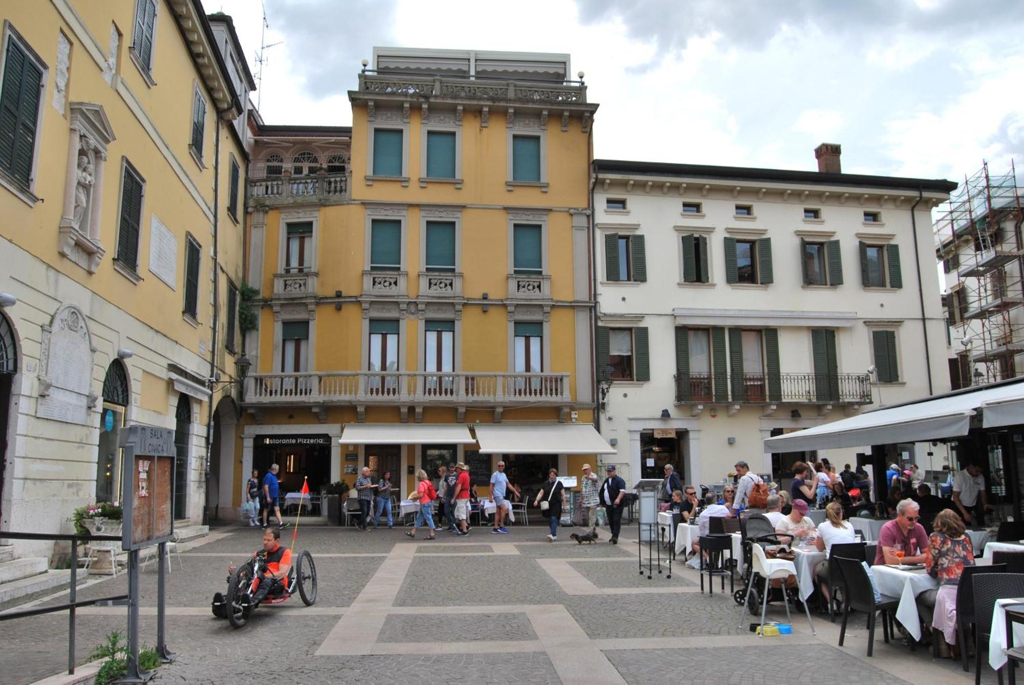 Attic 1 Centro Storico Lejlighed Peschiera del Garda Eksteriør billede